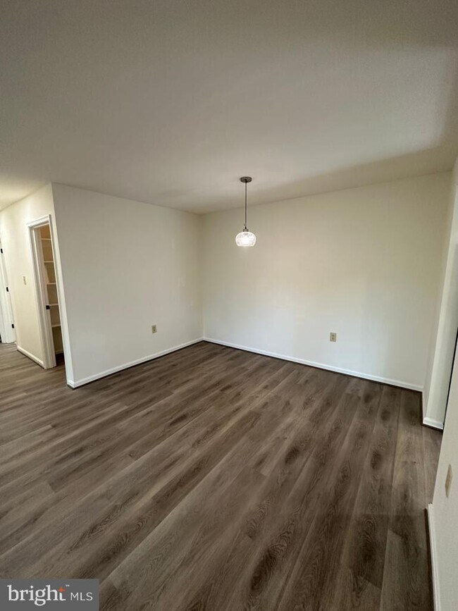 Foto del edificio - 9947 Grapewood Ct