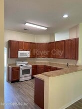 Building Photo - 533 Alice Cove Ct