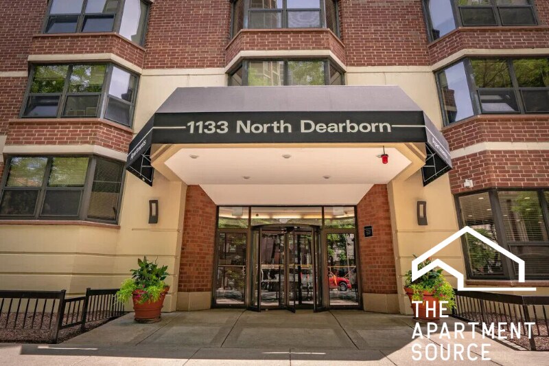 Primary Photo - 1133 N Dearborn St