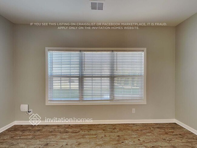Foto del edificio - 6576 White Spruce Ave