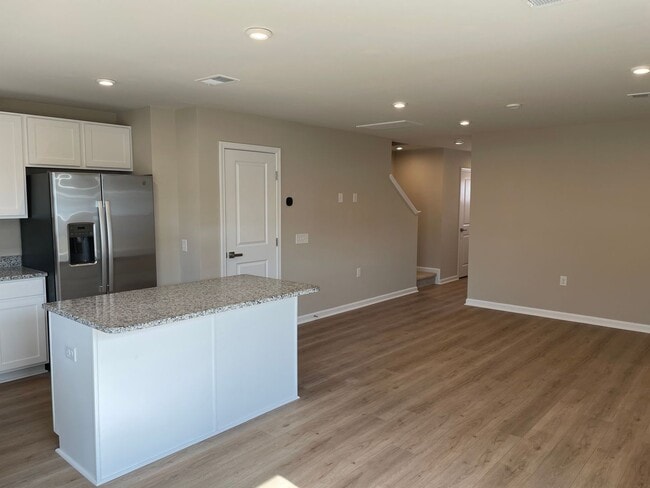 Building Photo - 3005 Edgemead Cir NW