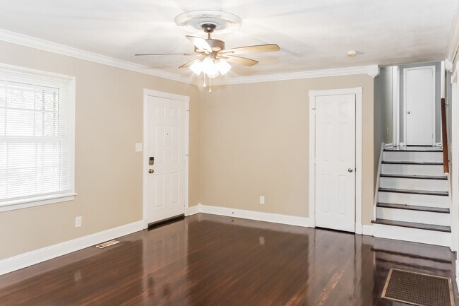 Foto del edificio - 3463 Darlene Cir NW