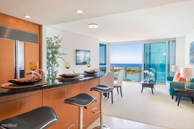 Building Photo - 2 br, 1 bath  - 1288 Ala Moana Blvd Apt 19F