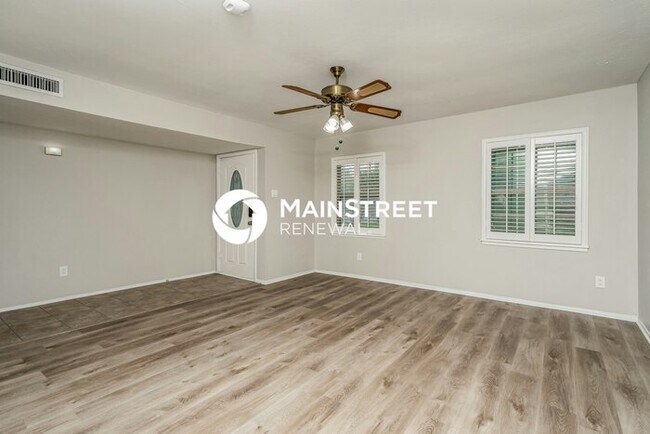 Foto del edificio - 3 Bedroom Pet-Friendly Home in Plano, TX w...