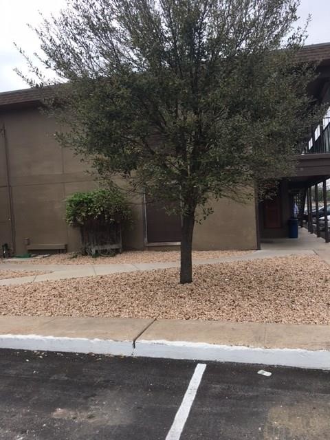 Foto del edificio - 4709 Harmon Ave