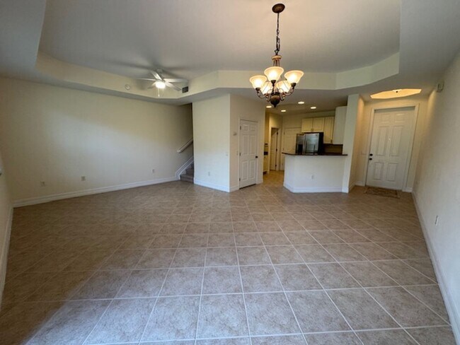 Building Photo - 3/2.5 Attached Villa in Sail Harbour