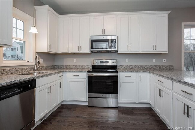 Building Photo - 35 Ringgold St