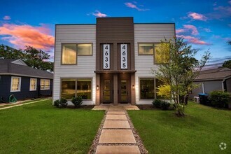 Building Photo - 4633 Calmont Ave