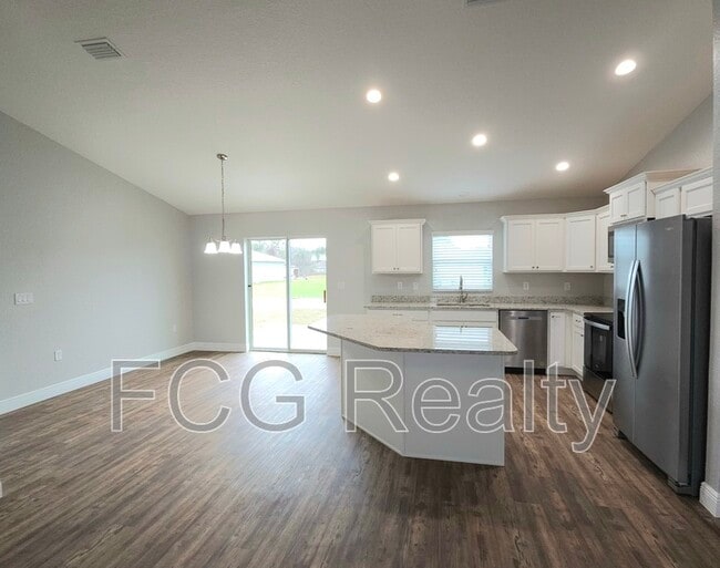 Foto del edificio - 4750 SW 139th St Rd