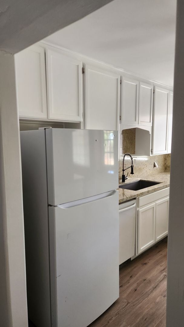 Foto del edificio - Great Centrally located 3 bedroom home wit...