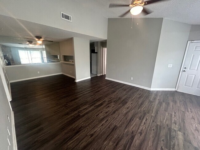 Foto del edificio - 3609 Juneau Rd