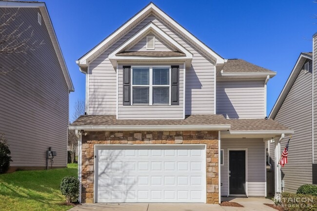 Building Photo - 15 Oakbrook Dr
