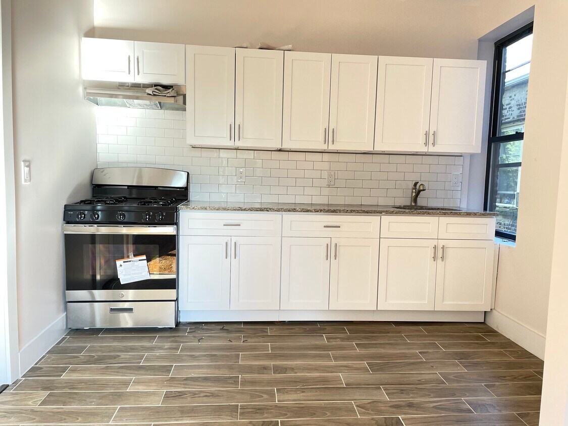 Foto principal - 206 Bayview Ave
