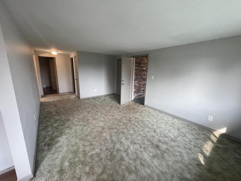 Foto del edificio - 2144 Raymond Ave