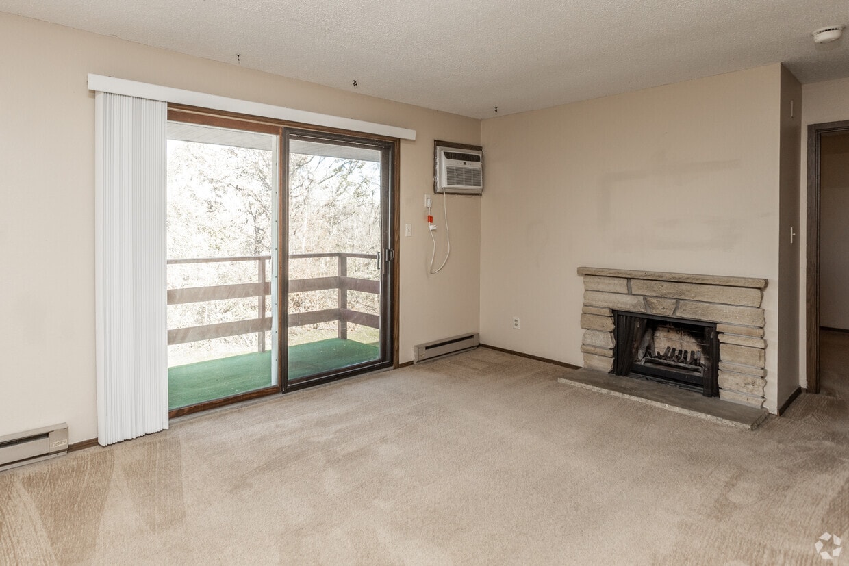 Primary Photo - Continental Terrace Apartments