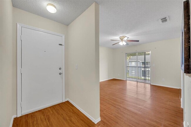 Building Photo - 4124 Pershing Pointe Pl
