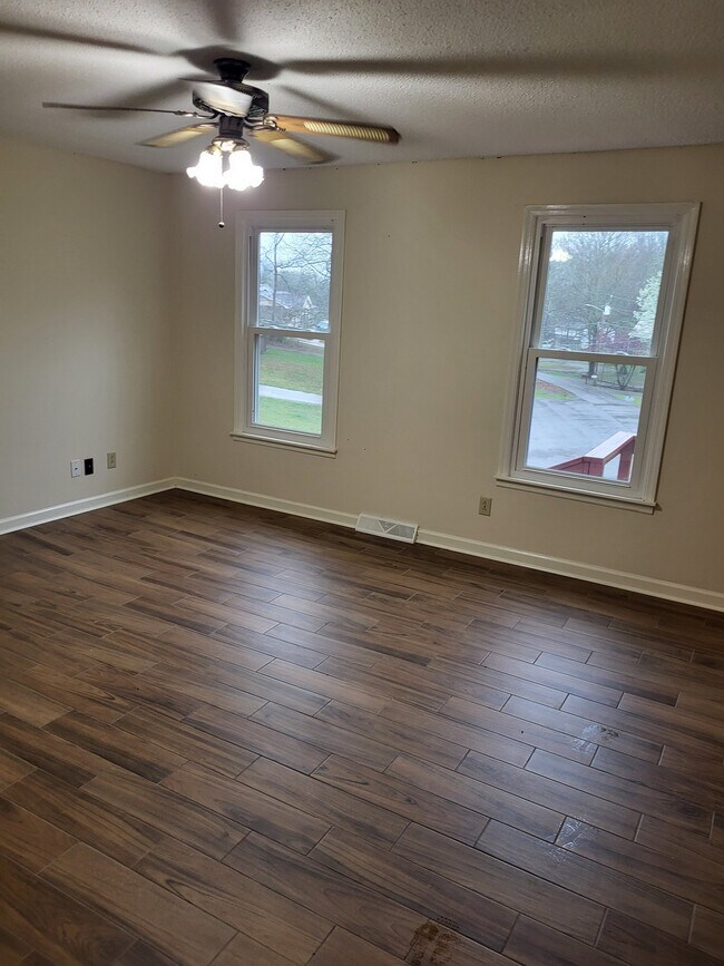 Foto del edificio - 1860 Lowe St