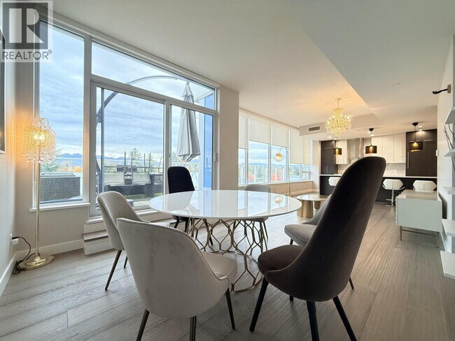 Photo du bâtiment - 677 W 41st Ave