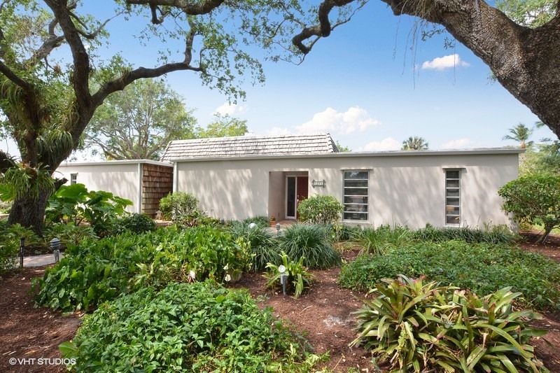 Primary Photo - 1221 SW 13th Pl