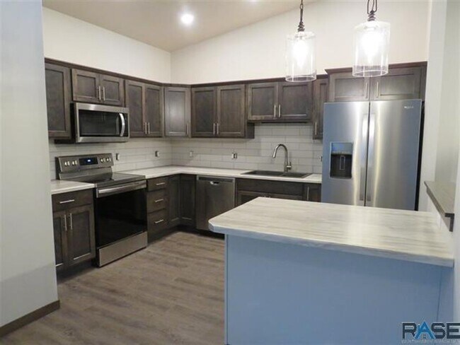 Foto del edificio - 6154 S Alki Pl