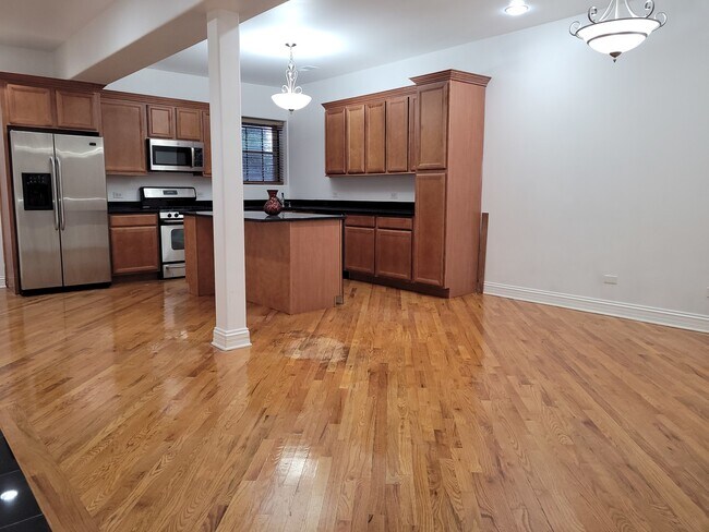 Foto del edificio - 5322 S King Dr