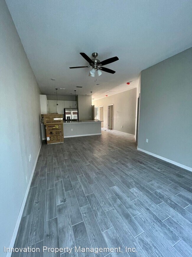 Building Photo - 3 br, 2 bath House - 803 Squirrel Court