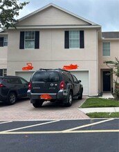 Building Photo - 10642 Regent Square Dr