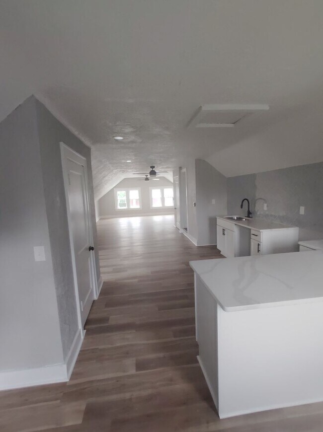 Foto del edificio - 1712-1714-1714 Bryden Rd