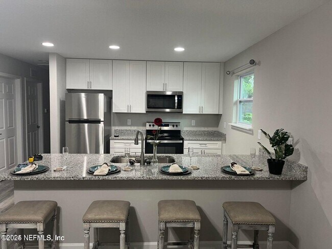 Foto del edificio - 2146 Thelma St