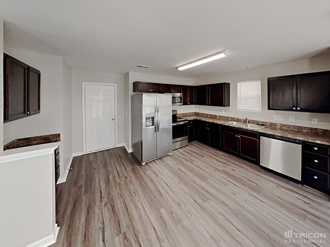 Building Photo - 1934 Chapel Brook Way