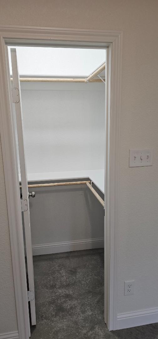 Foto del edificio - 406 S Andrews Dr