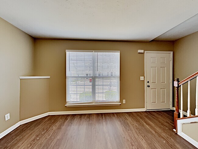 Foto del edificio - 6048 Cullen Drive