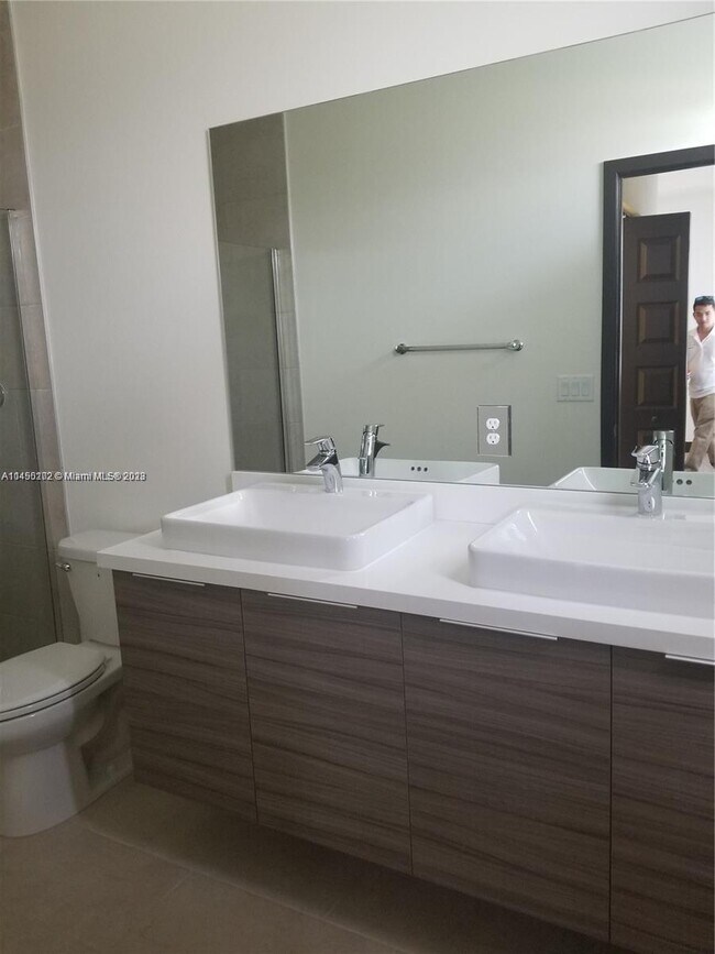 Foto del edificio - 15930 NW 91st Ct
