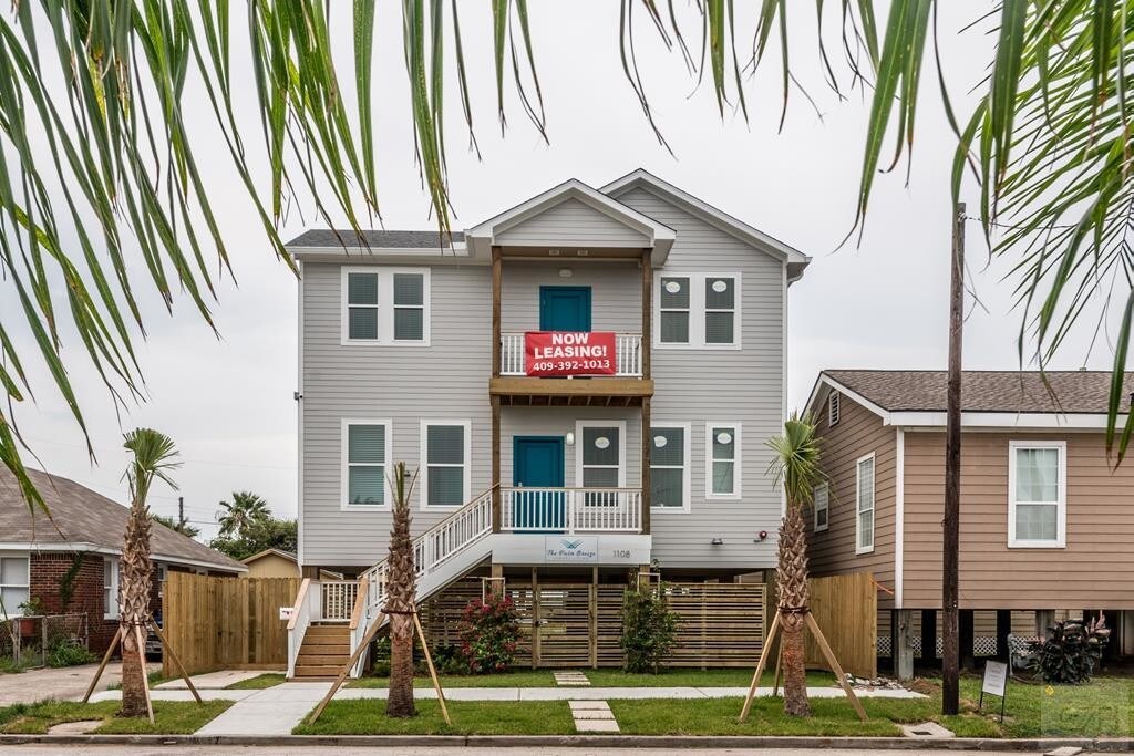 Primary Photo - 1108 Avenue L