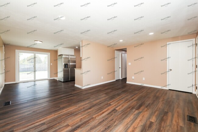 Foto del edificio - 6846 Alter Rd