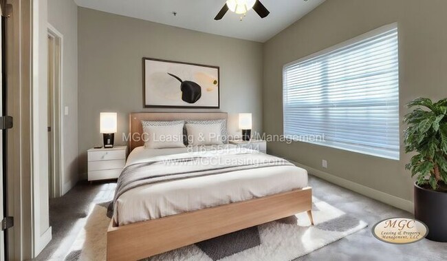 Foto del edificio - 2 Bedroom Luxury Apartment in the Northland of KCMO