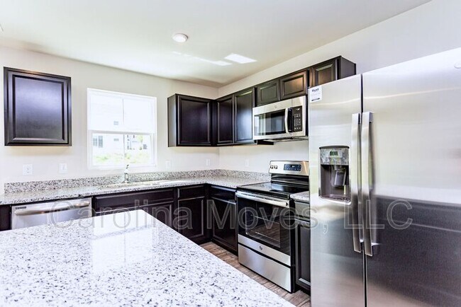 Foto del edificio - 303 Maplestead Farms Ct
