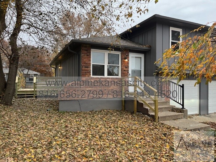 Primary Photo - Updated Independence Duplex, Fort Osage SD