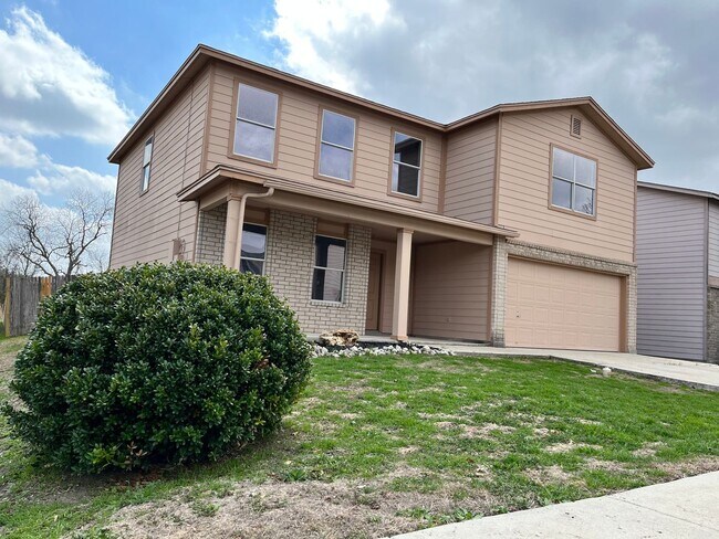 Foto del edificio - *COMING SOON* Desirable Location In Cibolo! Spacious Home with Loft & Fenced Backyard!