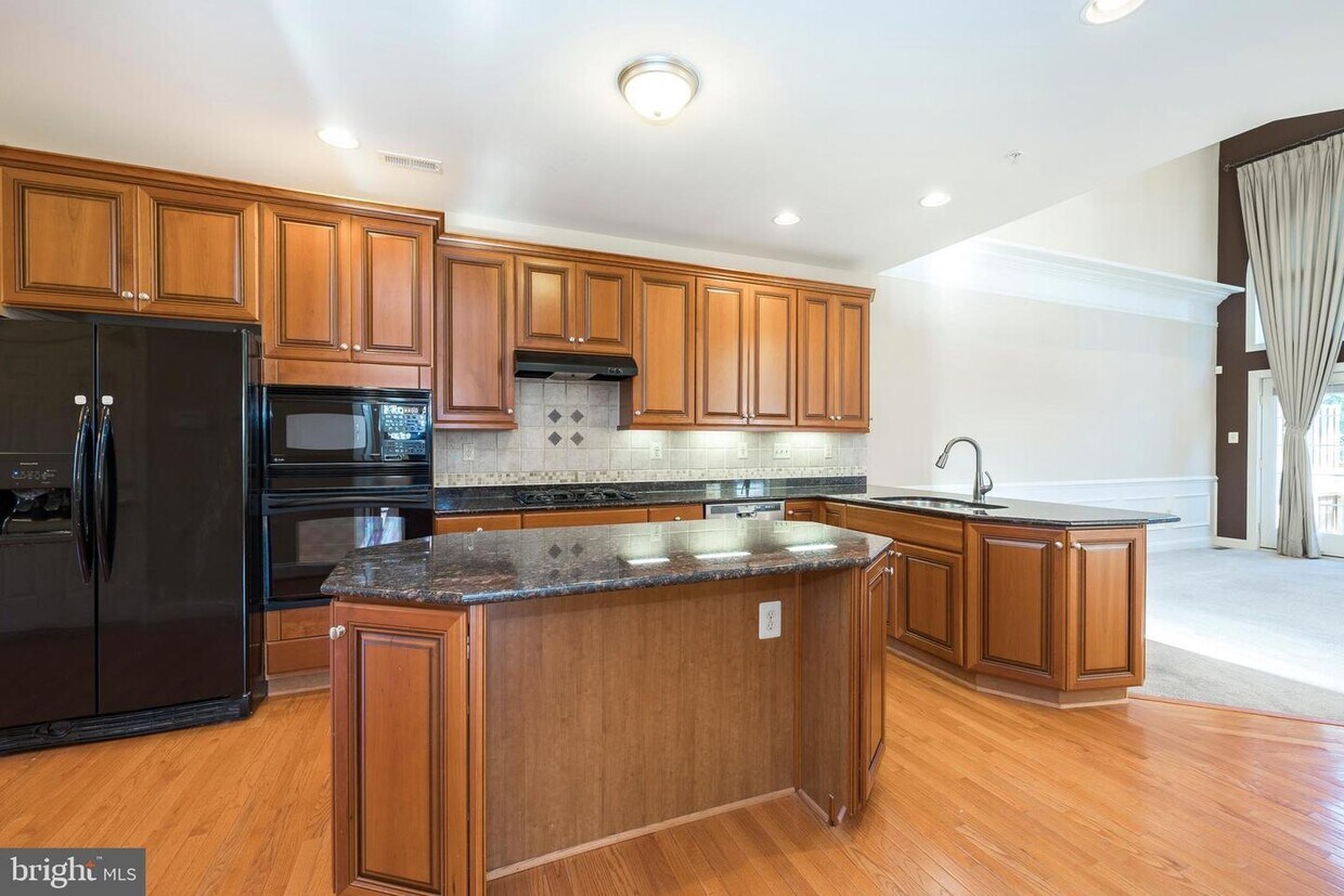 Foto principal - 2400 Vincent Way