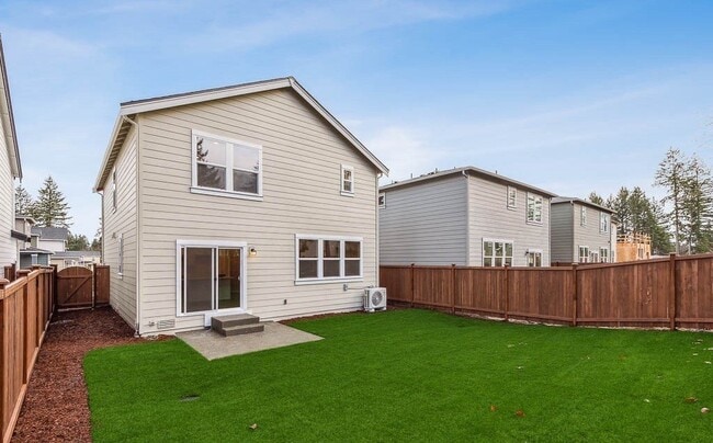 Building Photo - 1441 SW Fielder Pl