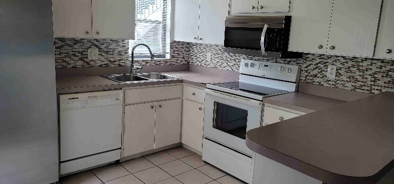 Primary Photo - 5400 34th St W