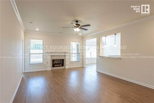 Building Photo - 729 Quartzite Ave