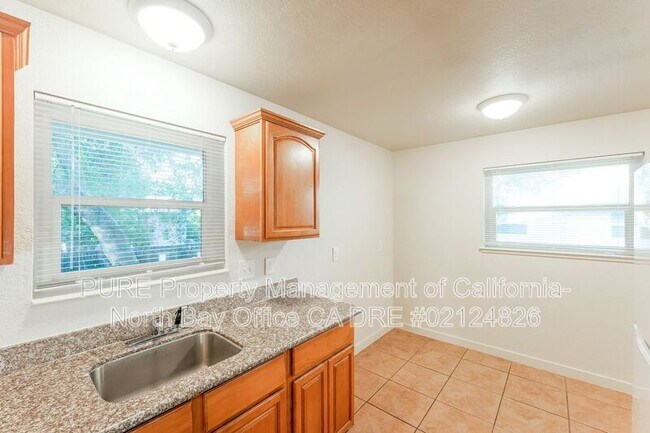 Foto del edificio - 1402 Washington St