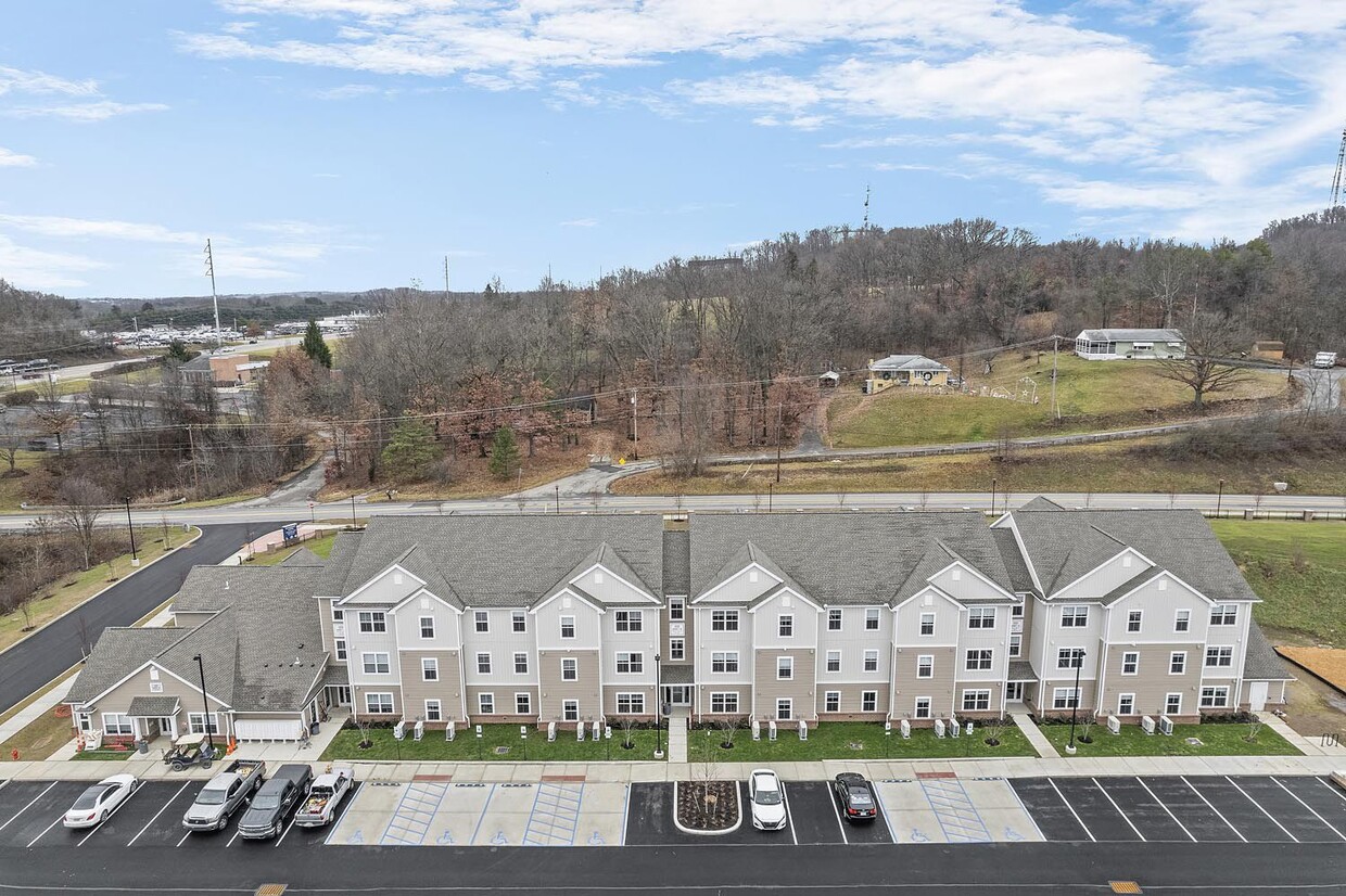 Primary Photo - Boundary Lofts