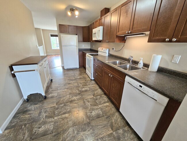 Photo du bâtiment - 8407-8488 88 St