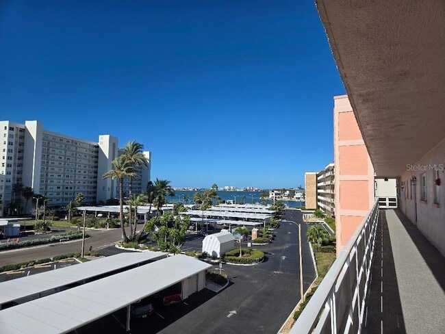 Foto del edificio - 6025 Shore Blvd S