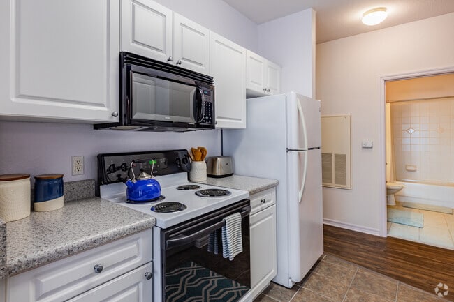 2 BR, 2 BA - 1,224SF - Highlands At Heathbrook