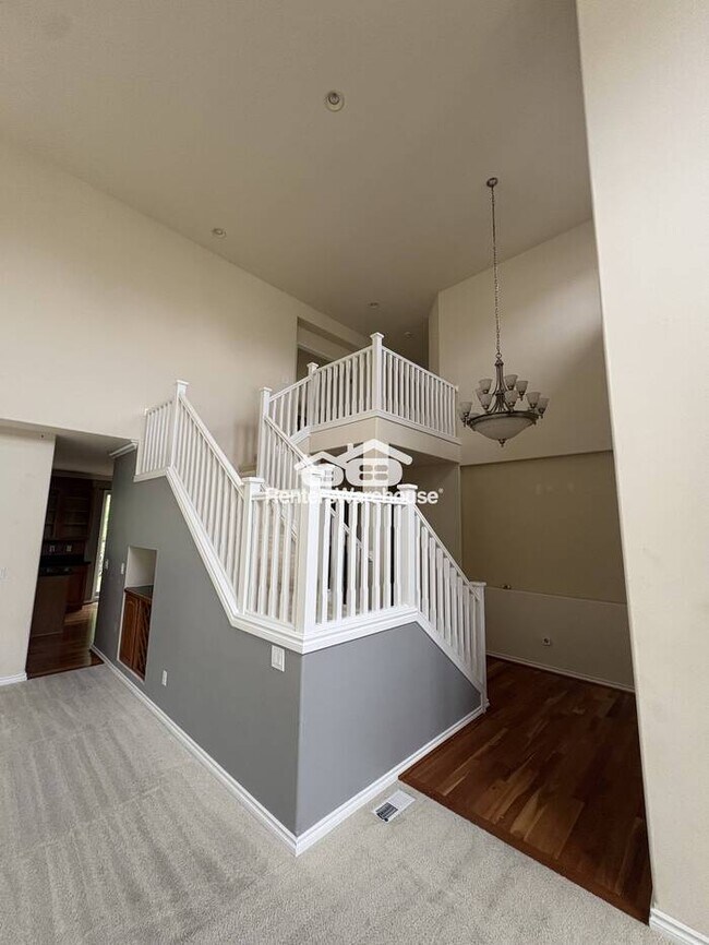 Foto del edificio - 4 Bedroom Maple Valley Home with a Bonus Room!