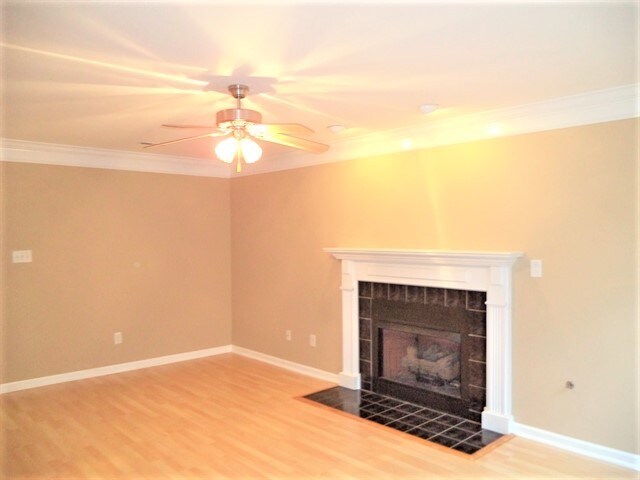 Building Photo - 5401 Silver Grove Lane
